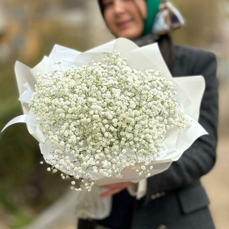  Воздушный монобукет из пушистой белой гипсофилы , стандартный