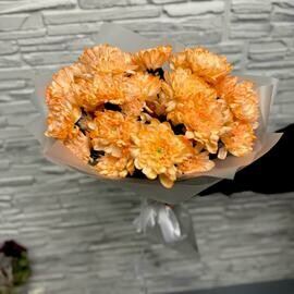 Buket iz Oranzhevih Hrizantem
