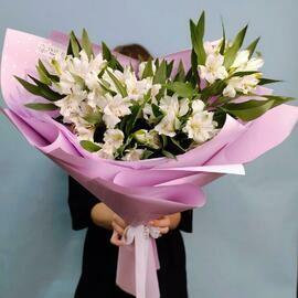 Букет из альстромерий 