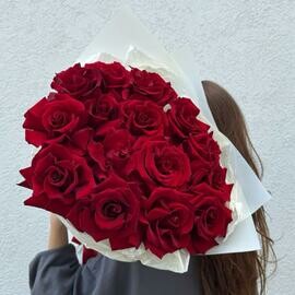 Monobuket iz 15 krasnih frantcuzskih roz