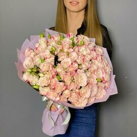 Bol_shoj buket 25 kruzhevnih kustovih roz Refleks
