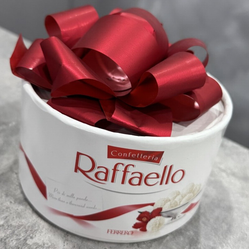Конфеты Raffaello, конфеты raffaello в праздничной упаковке