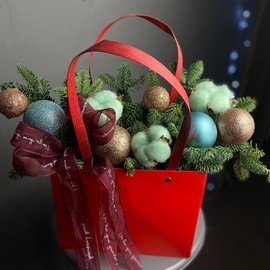 Новогодняя композиция в сумочке