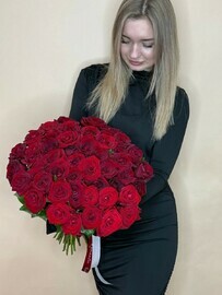 51 красная роза 