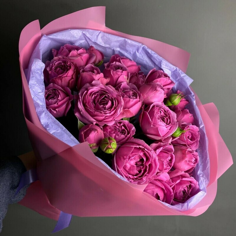 Букет пионовидные кустовые розы, розы