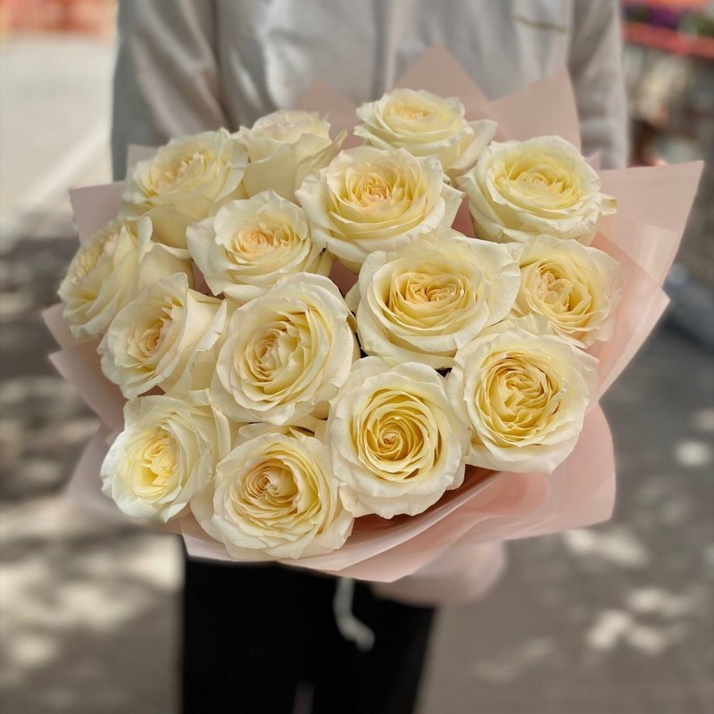 Букет пионовидных роз, роза