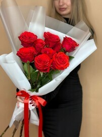 Букет из красных роз Нина