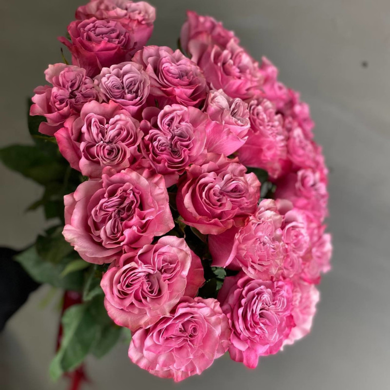 Букет пионовидных роз, роза