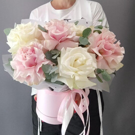 Kompozitciya iz frantcuzskih roz