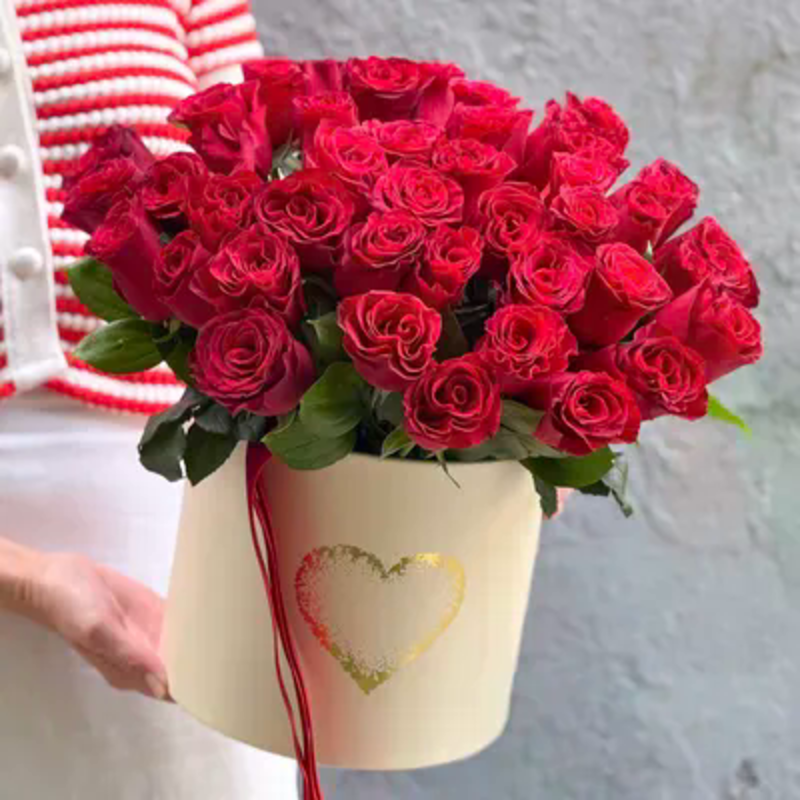 Коробочка из 45 красных роз, стандартный