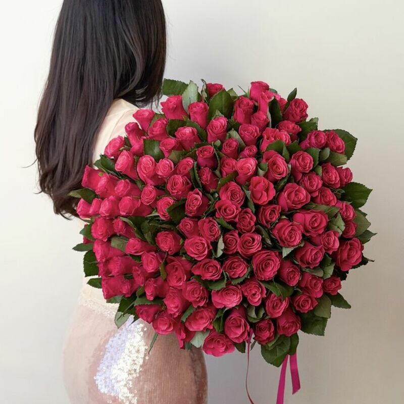 Букет из 101 розы Tacazzi 50 см, букет из 101 розы tacazzi 50 см