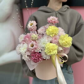 Sbornaya kompozitciya v nezhnih ottenkah