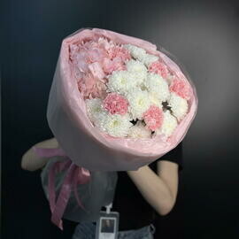 Sbornij buket so stojkim sostavom