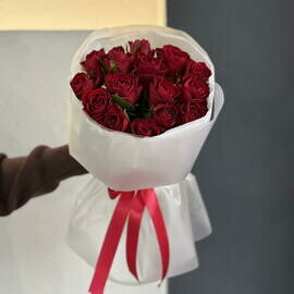 Монобукет из 15 красных кенийских роз