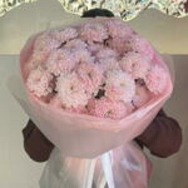 Monobuket iz kustovoj hrizantemi, standart