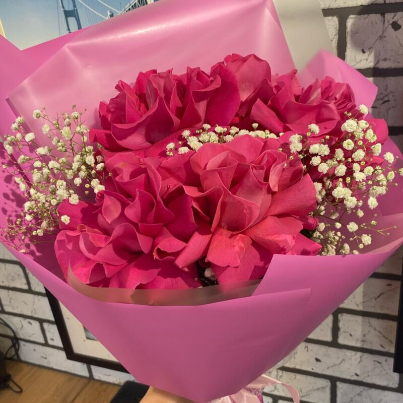 Sbornie buketi  iz tcvetov, frantcuzkaya roza