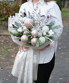 Нежный Праздничный Букет