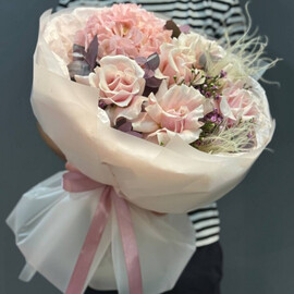 Букет Французская Роза Гортензия Pink Mondial