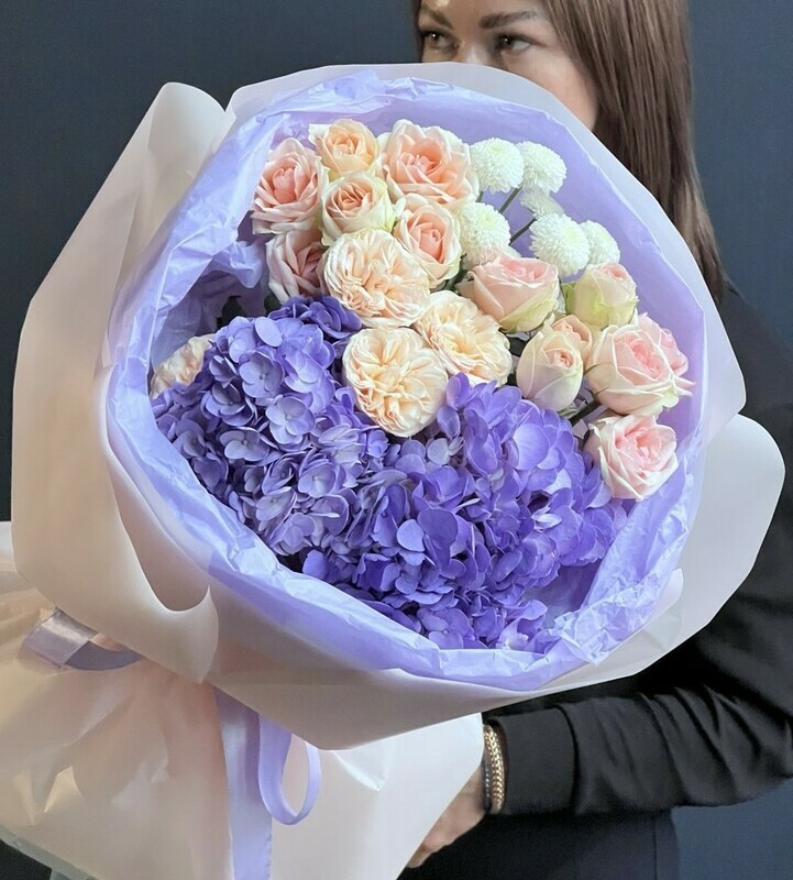 Avtorskij buket kompliment " Grezi", premium