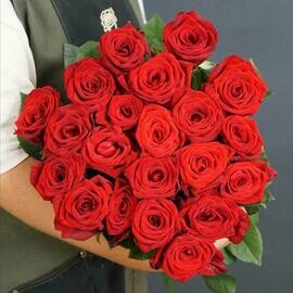 Buket roz Red Naomi 60sm (21sht)