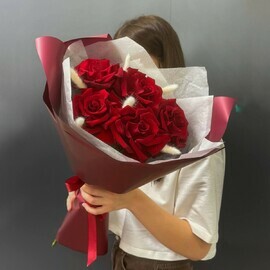 5 Французских Роз с Ларгусом