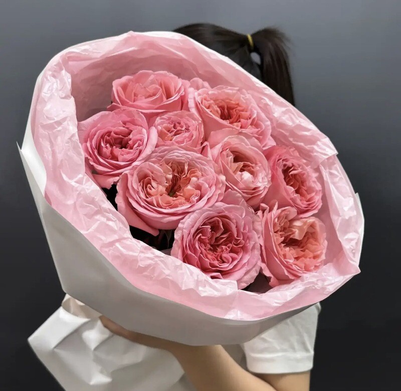 9 пионовидных роз Экспрешн в упаковке, премиум