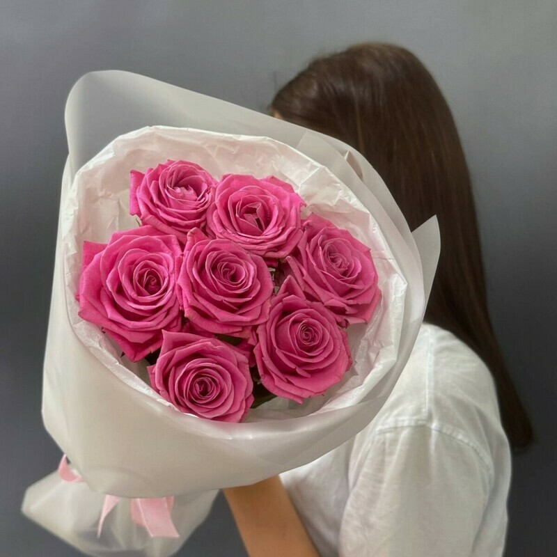 Розовая роза 7шт в упаковке , стандартный