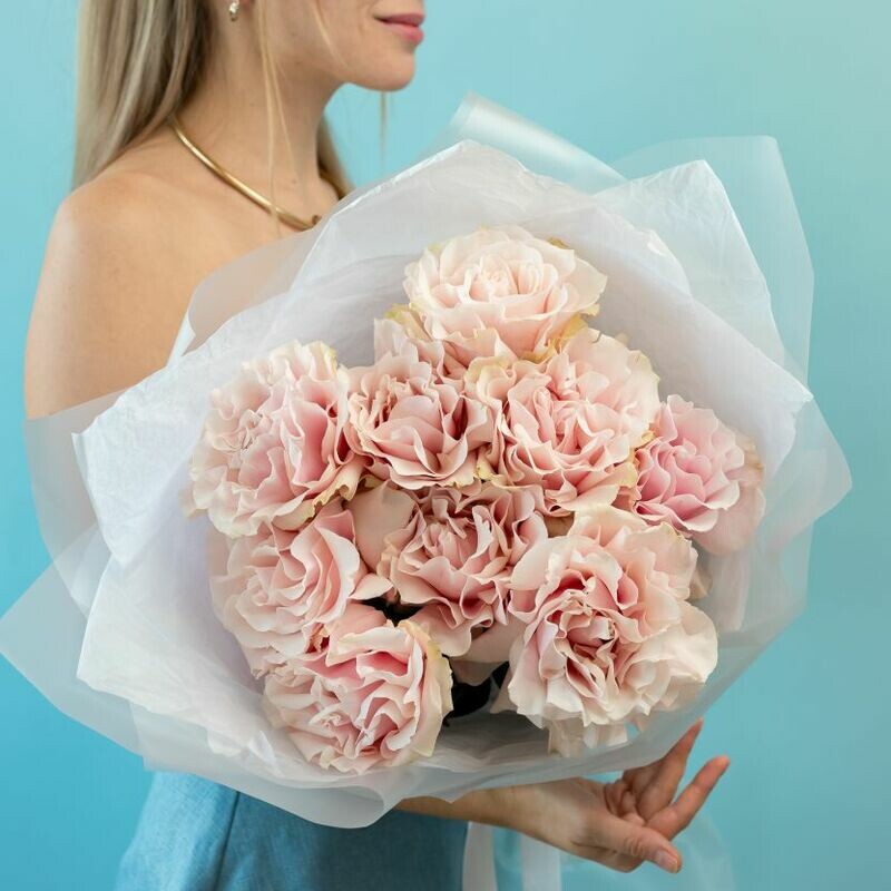 9 Нежных Французских Роз в авторской упаковке, нежность