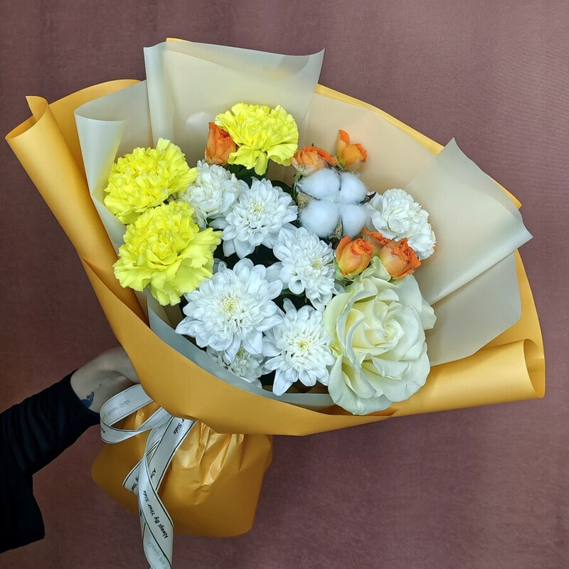 Bouquet-compliment "The sun is at its zenith", standart