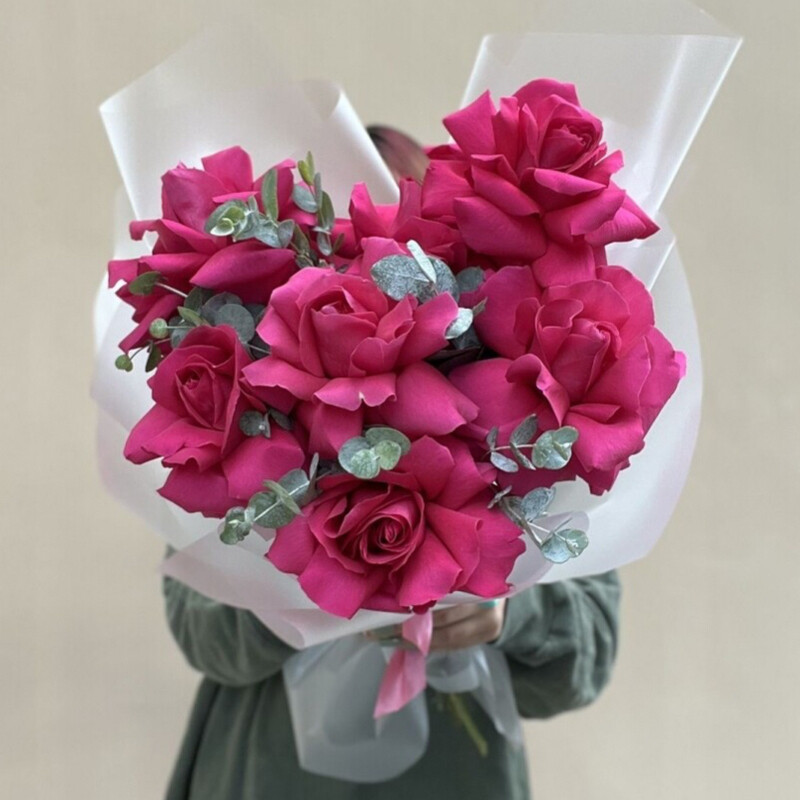 Малиновые розы 7 шт, букет из 7 роз