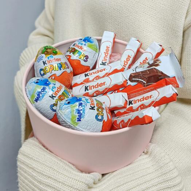 Kinder Surprise, standart