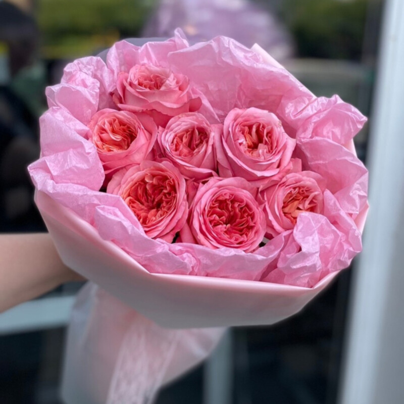 «Zefir» buket pionovidnih roz, buket iz 7 roz