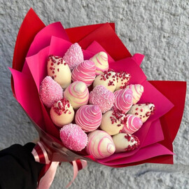 Клубничный букет №5