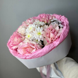 Sbornij buket s frantcuzskoj rozoj M