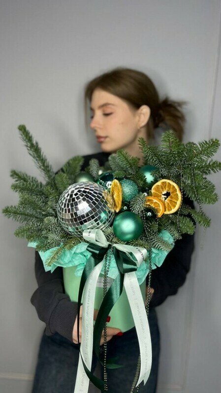 Мятная композиция из нобилиса, стандартный