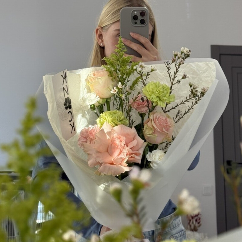 Букет с весенним настроением , стандартный