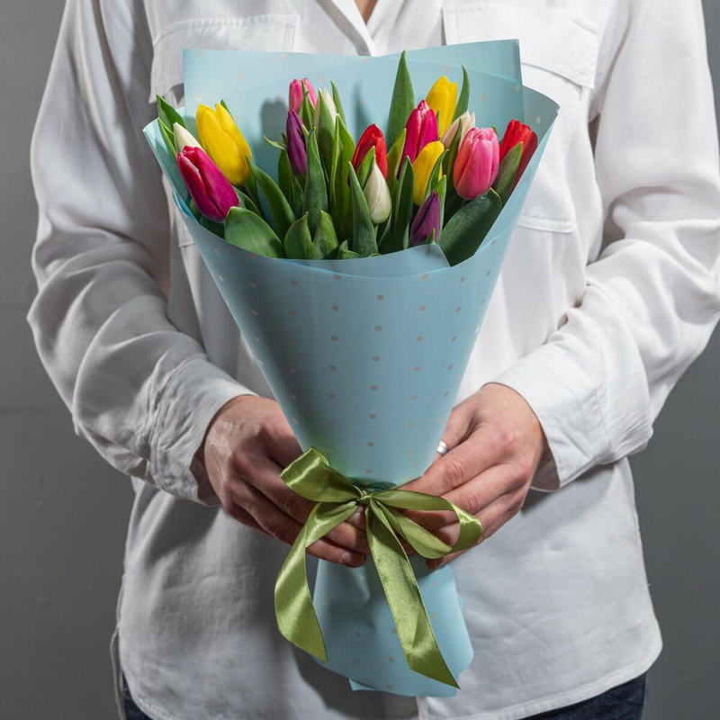 Букет из тюльпанов микс 15шт, букет из тюльпанов микс 15шт