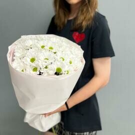 Букет из хризантем-ромашек