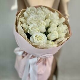 Bouquet of 25 white roses