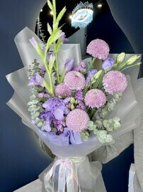 Lilac bouquet "Persistent Symphony" gladioli, eustoma and chrysanthemum pompom