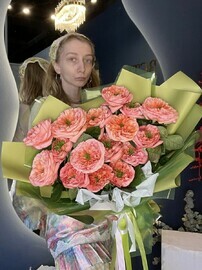 Пионовидные розы Мандарин Экспрешн 15 штук \\ Чувства