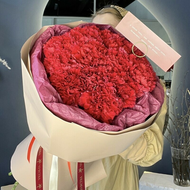 Buket iz krasnoj gvozdiki 15sht, standart