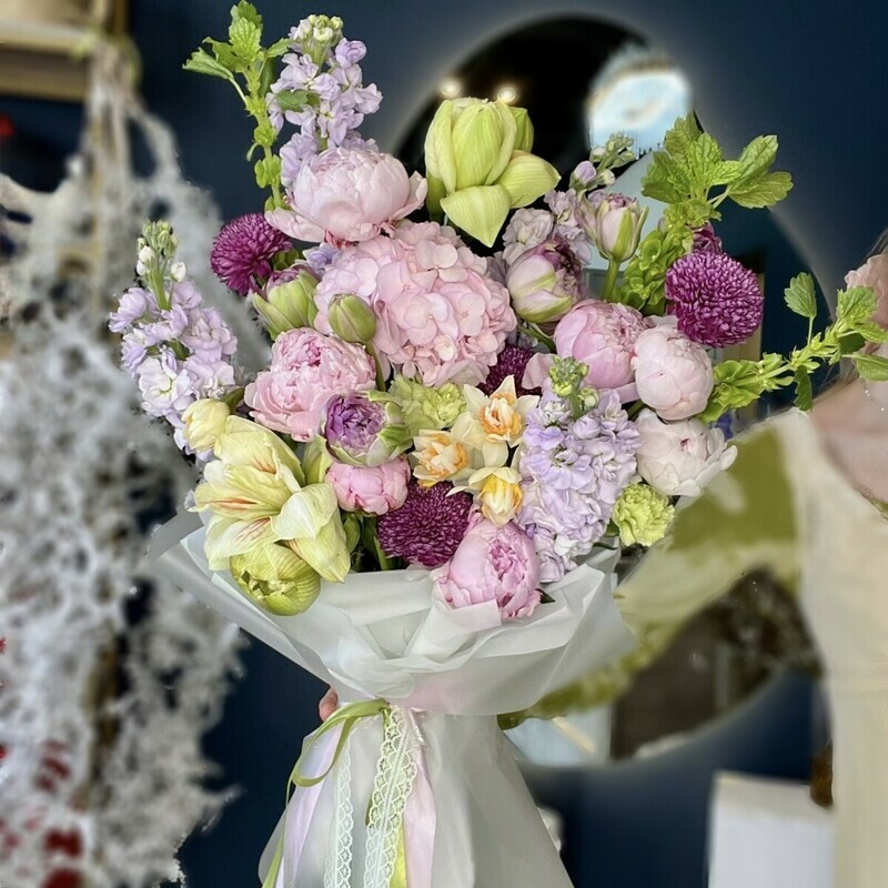 Шикарный букет с премиальным составом, премиум