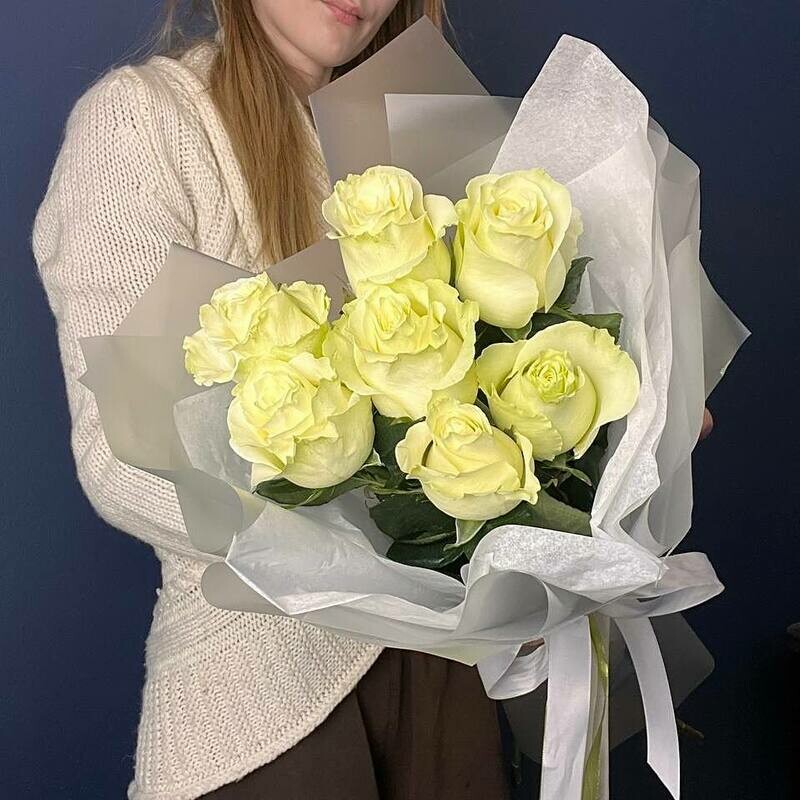 Букет из белых роз, розы