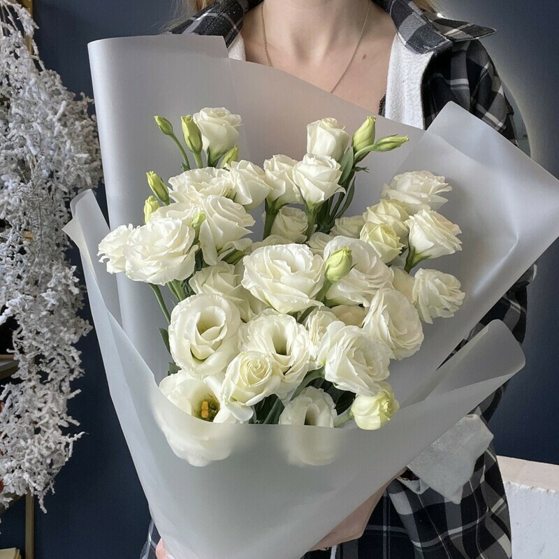 Nezhnij buket iz belosnezhnih eustom 9sht, standart