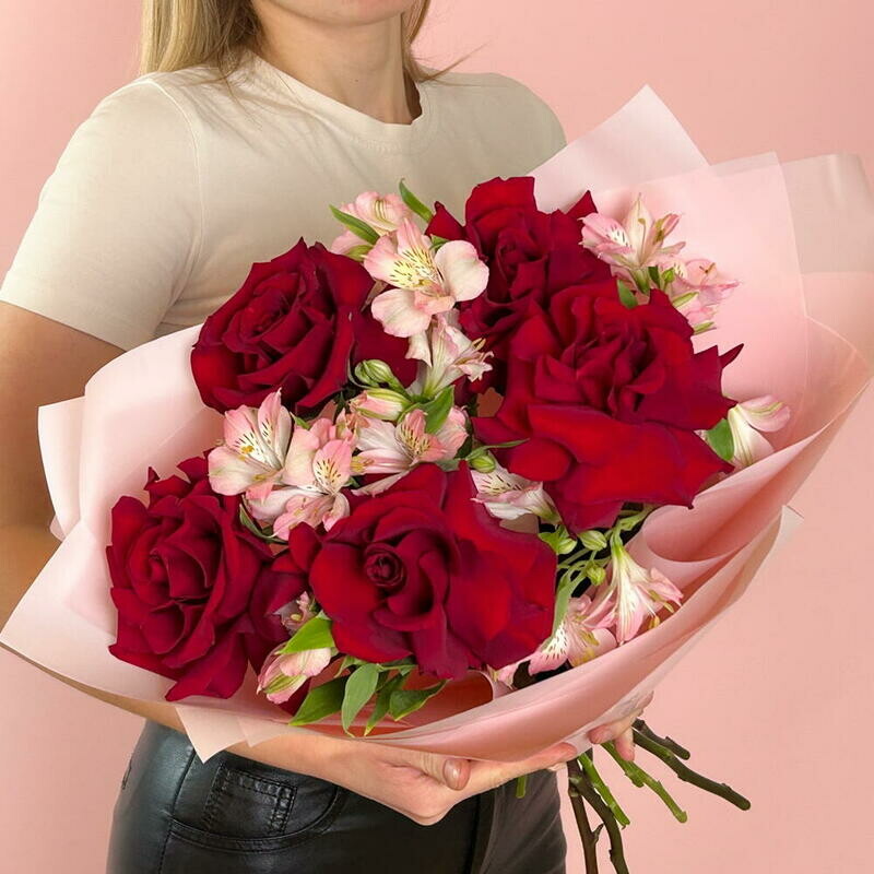 Букет французских роз с альстромерией, стандартный