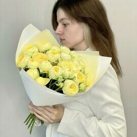 «Vanil_nij desert» buket iz kustovih pionovidnih roz pion bablz