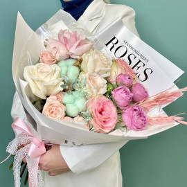 «Утренняя прохлада» Букет из роз и хлопка