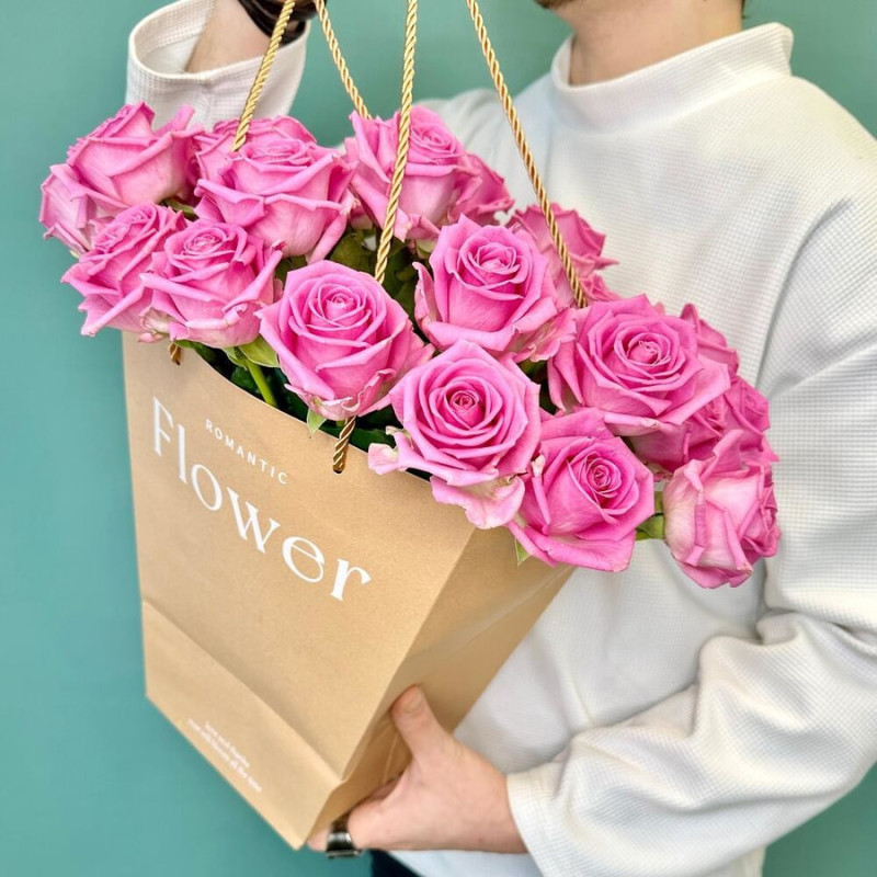 «Охапка роз» 25 розовых роз, стандартный