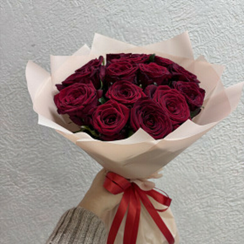 Букет из красных роз, стандартный
